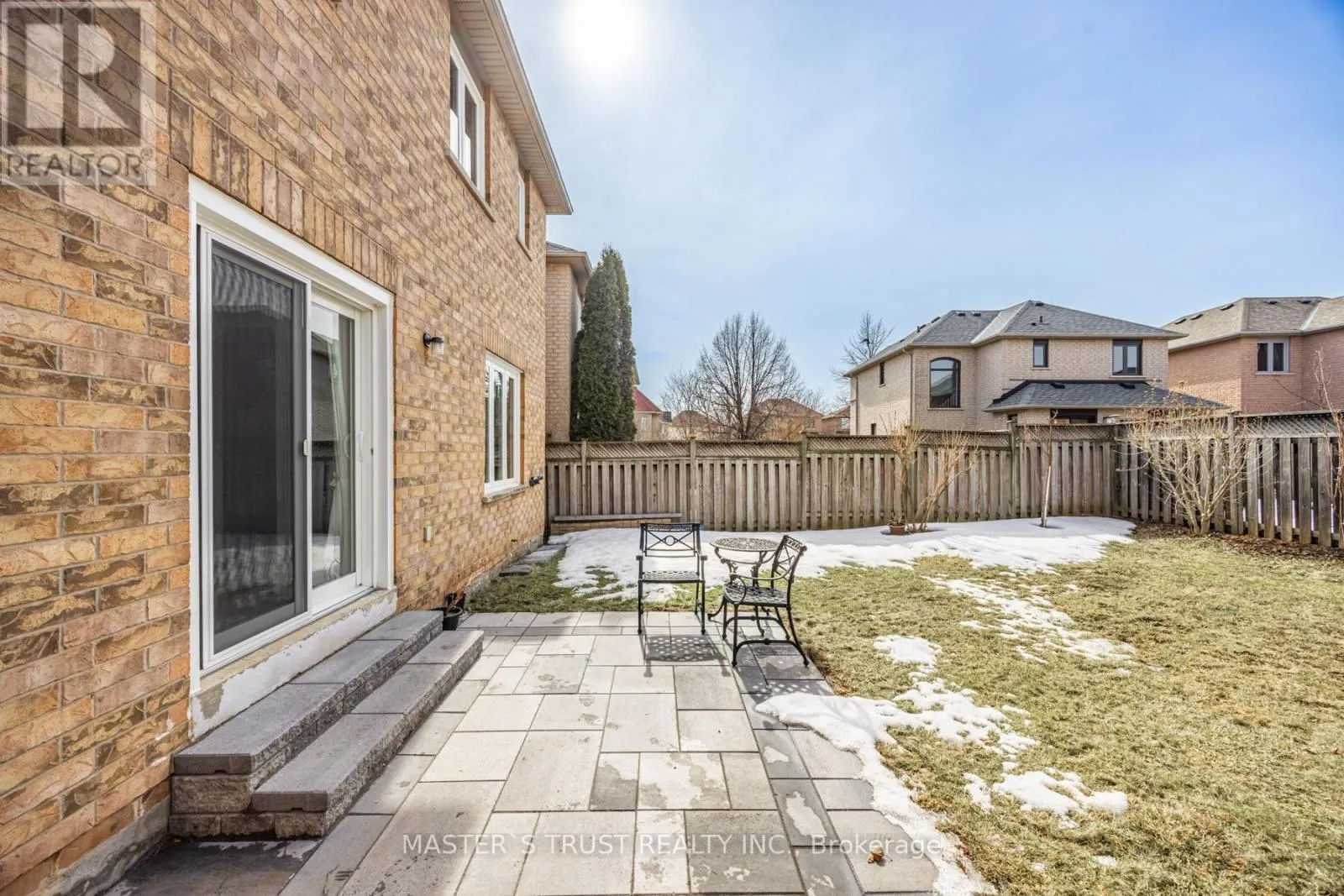 2035 SHADY GLEN ROAD