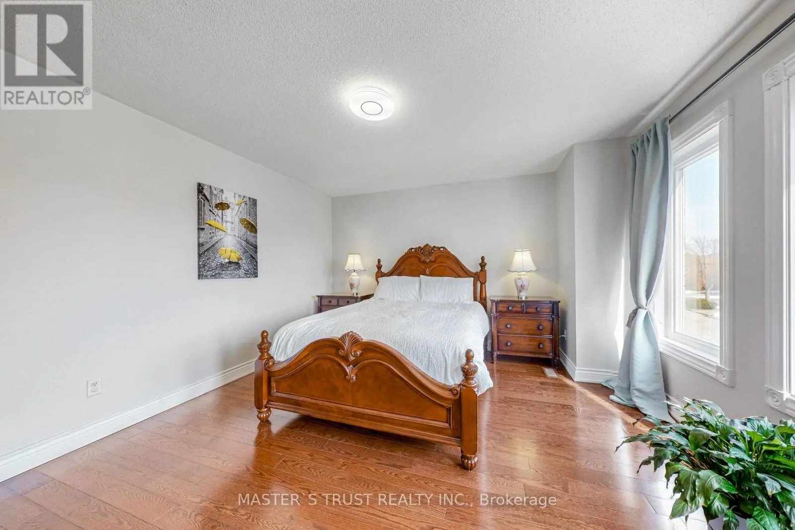 2035 SHADY GLEN ROAD