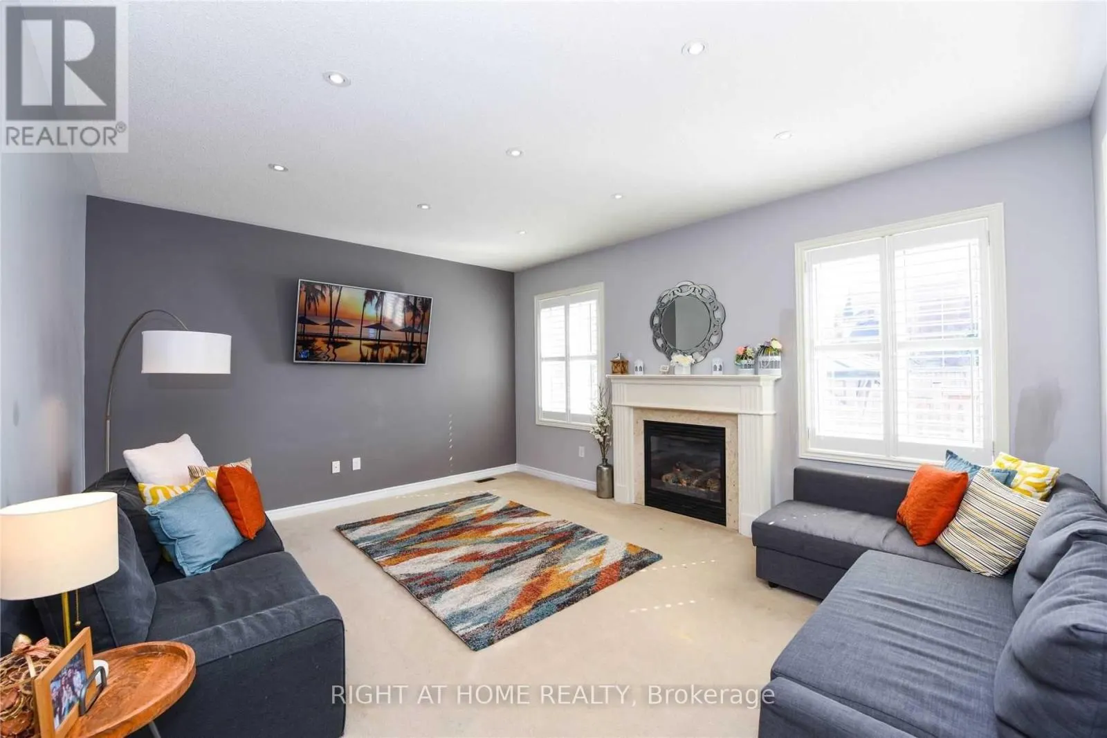 3152 LARRY CRESCENT