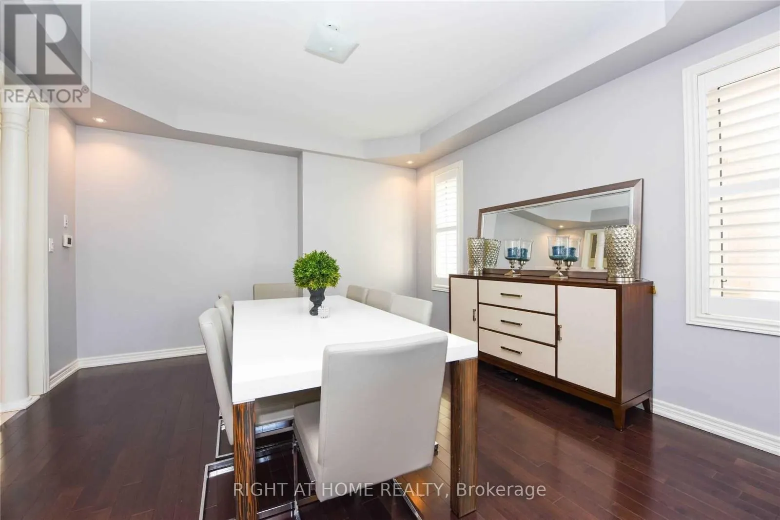 3152 LARRY CRESCENT