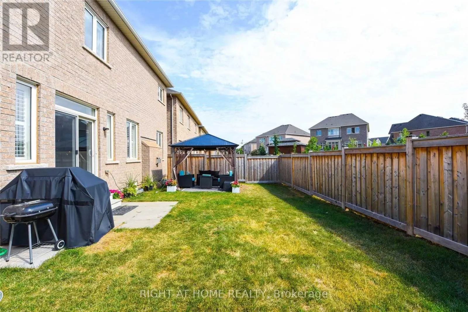 3152 LARRY CRESCENT