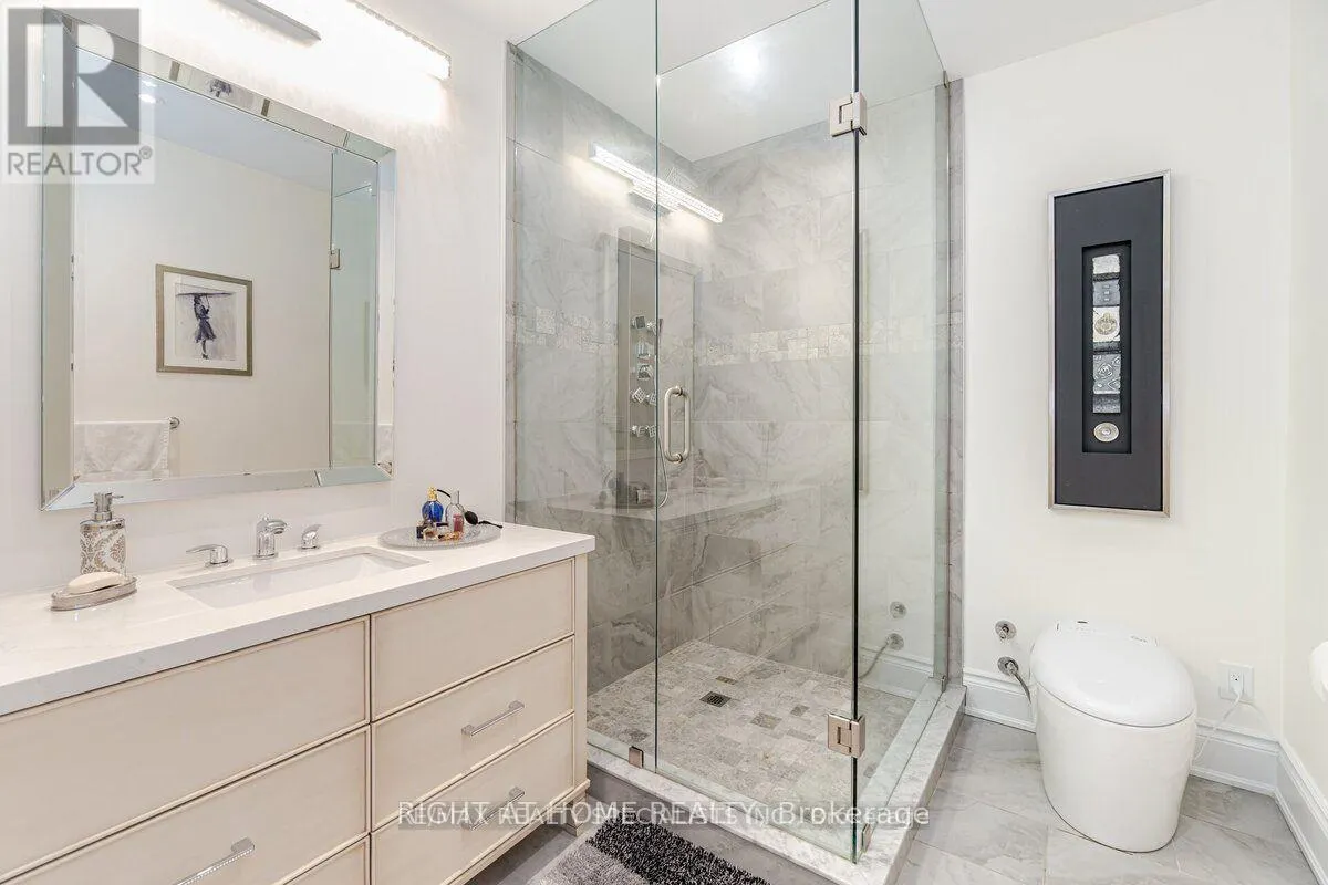523 BROOKSIDE DRIVE