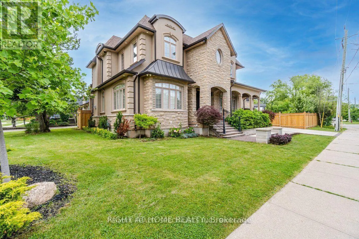 523 BROOKSIDE DRIVE