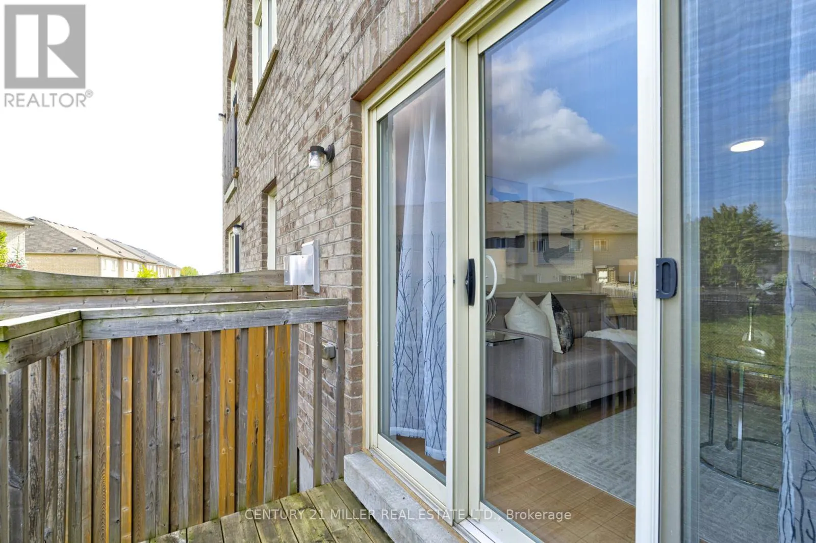 2419 BARONWOOD DRIVE