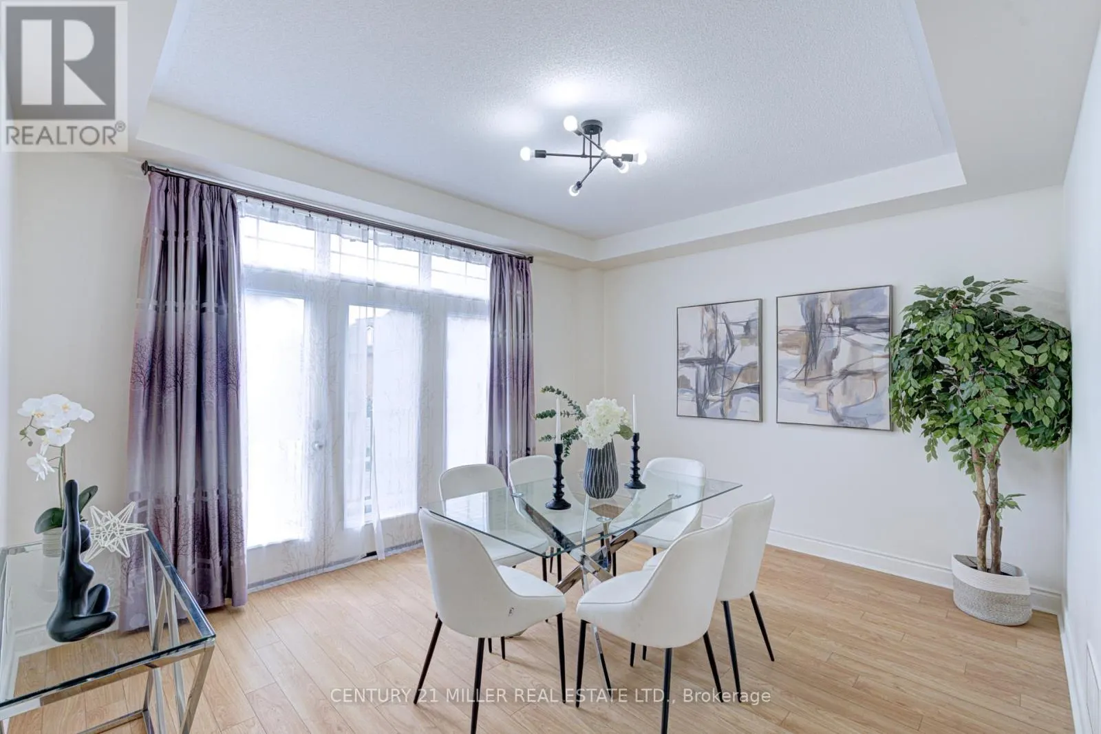 2419 BARONWOOD DRIVE