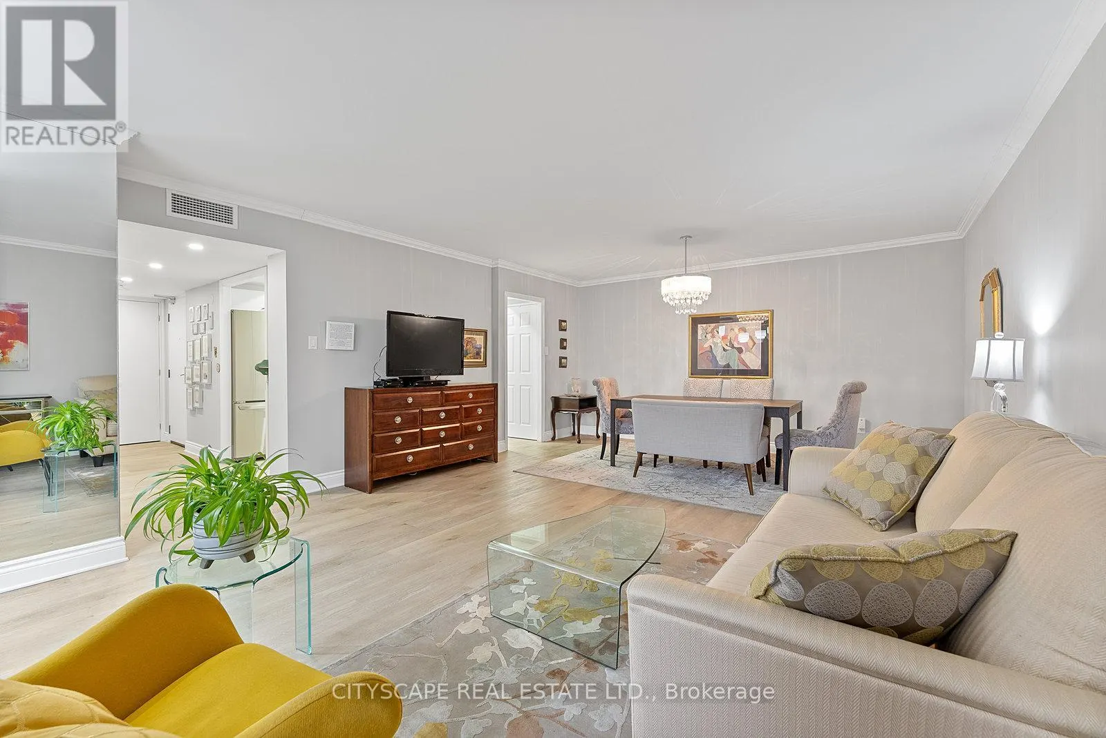 202 - 2045 LAKE SHORE BOULEVARD W