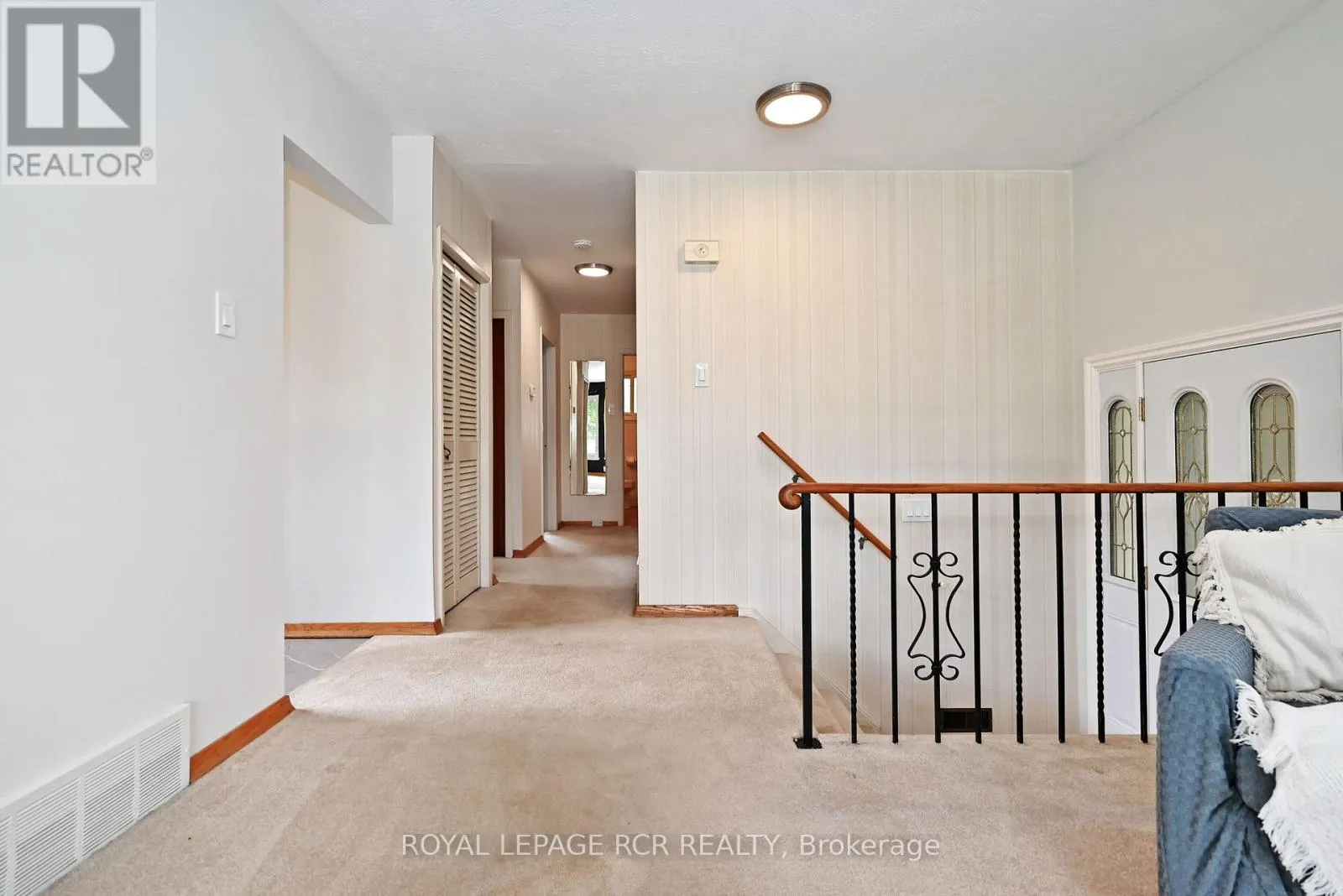 16 CATHEDRAL ROAD