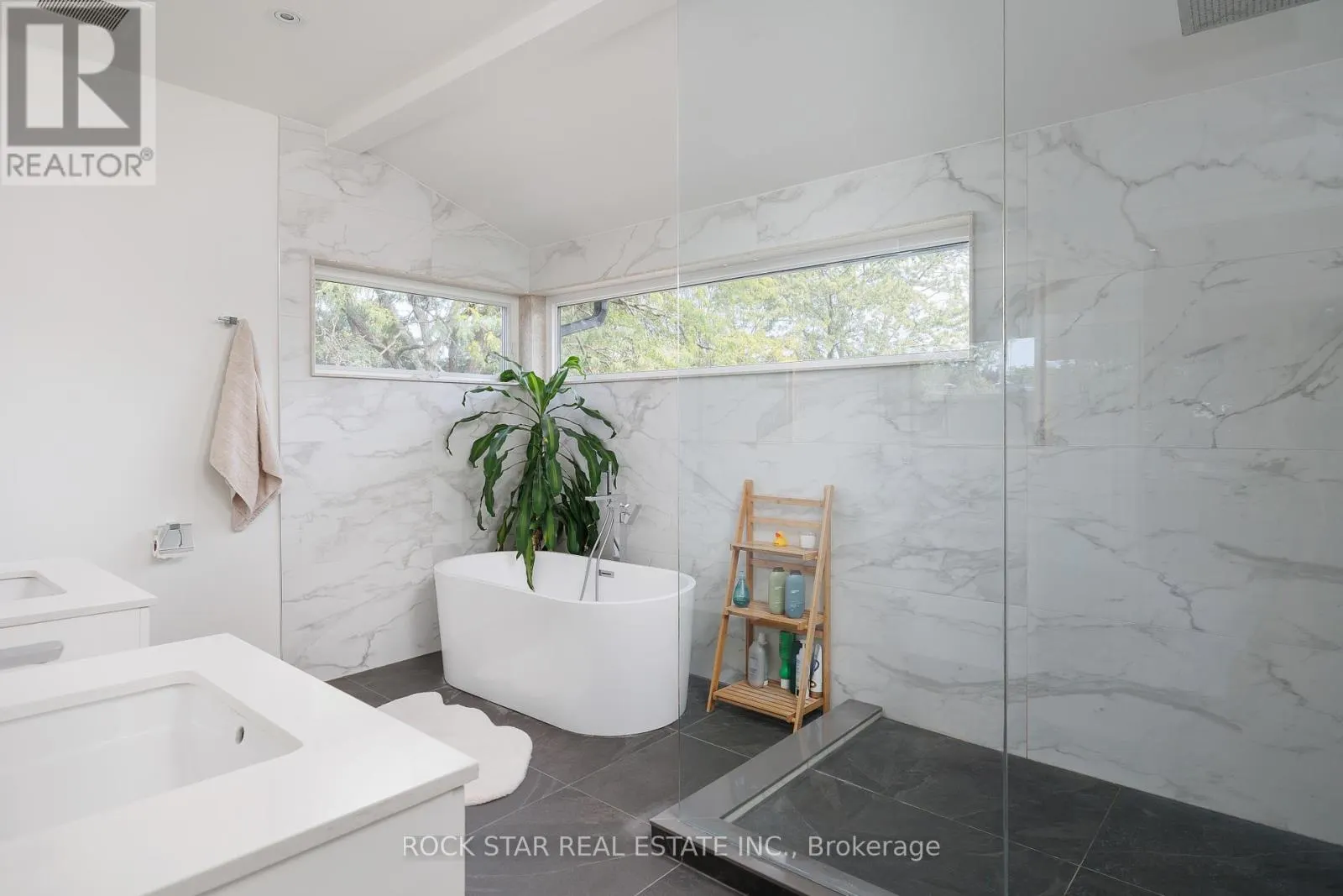 2063 SEAFARE DRIVE