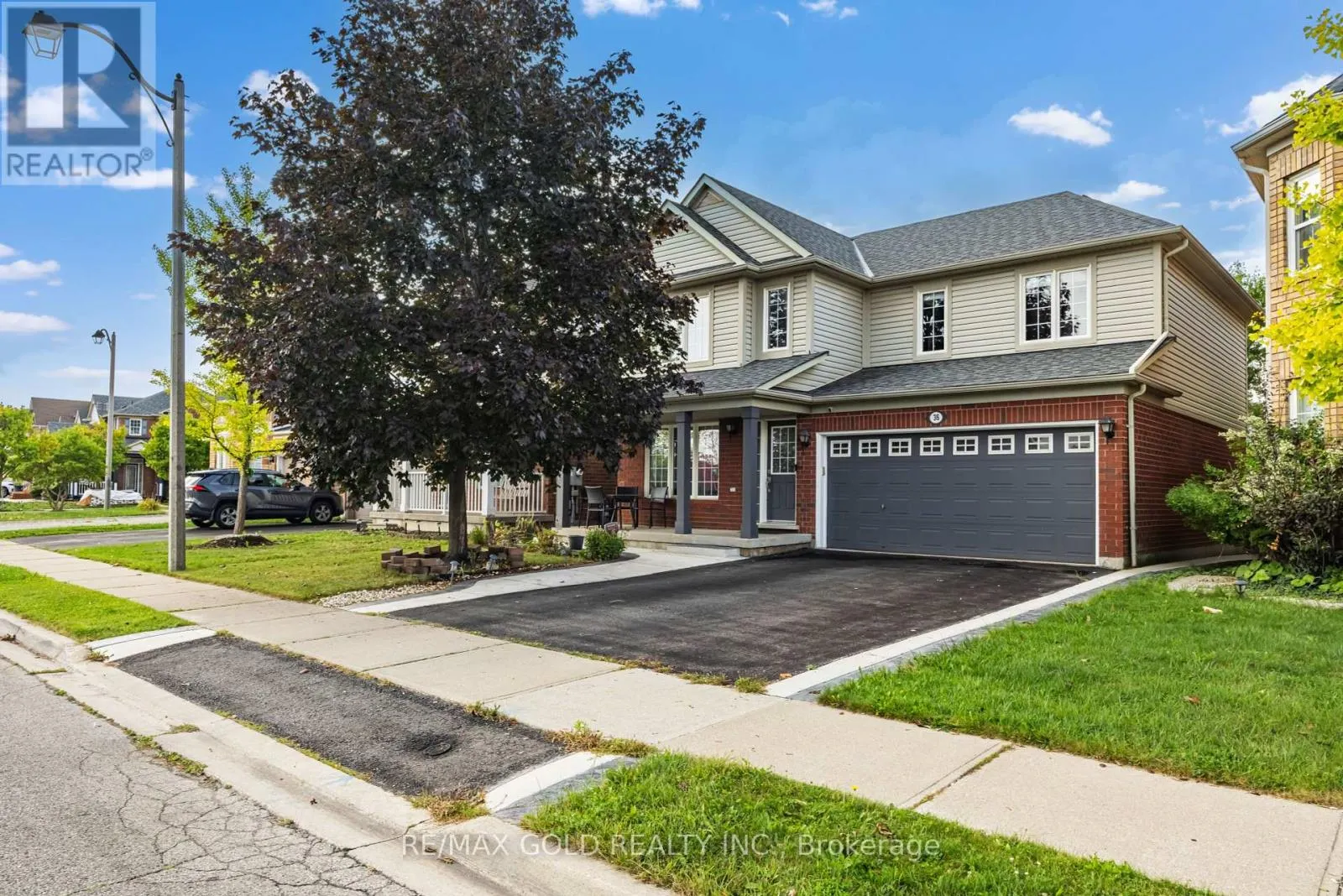 36 FIDELITY AVENUE