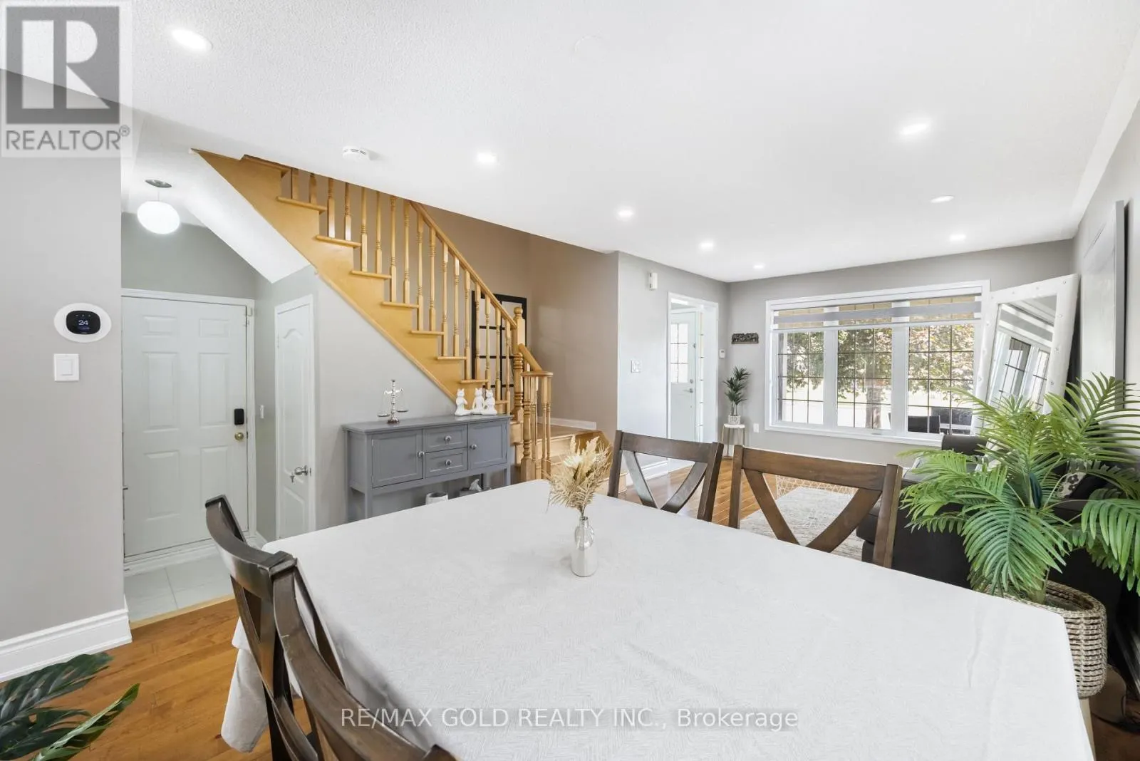 36 FIDELITY AVENUE