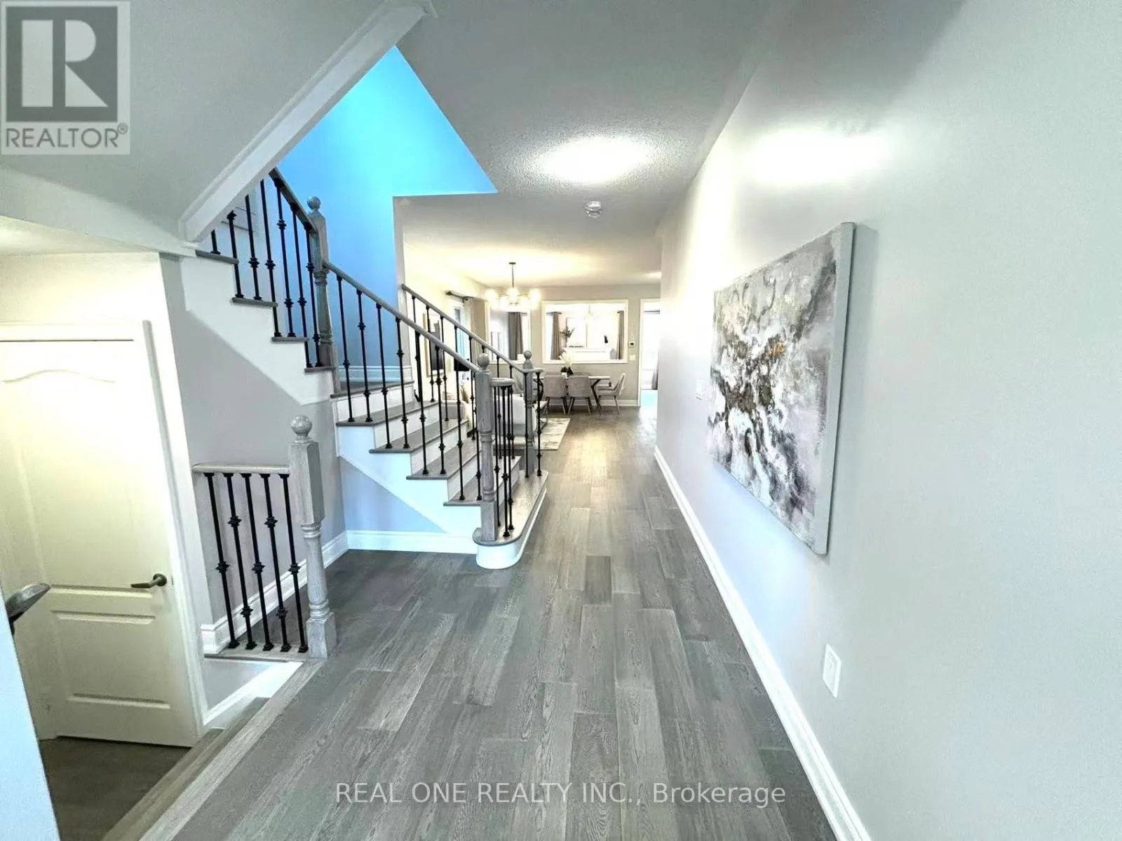 1543 LEGER WAY
