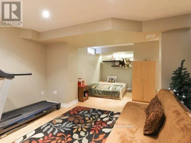 49 PERGOLA WAY