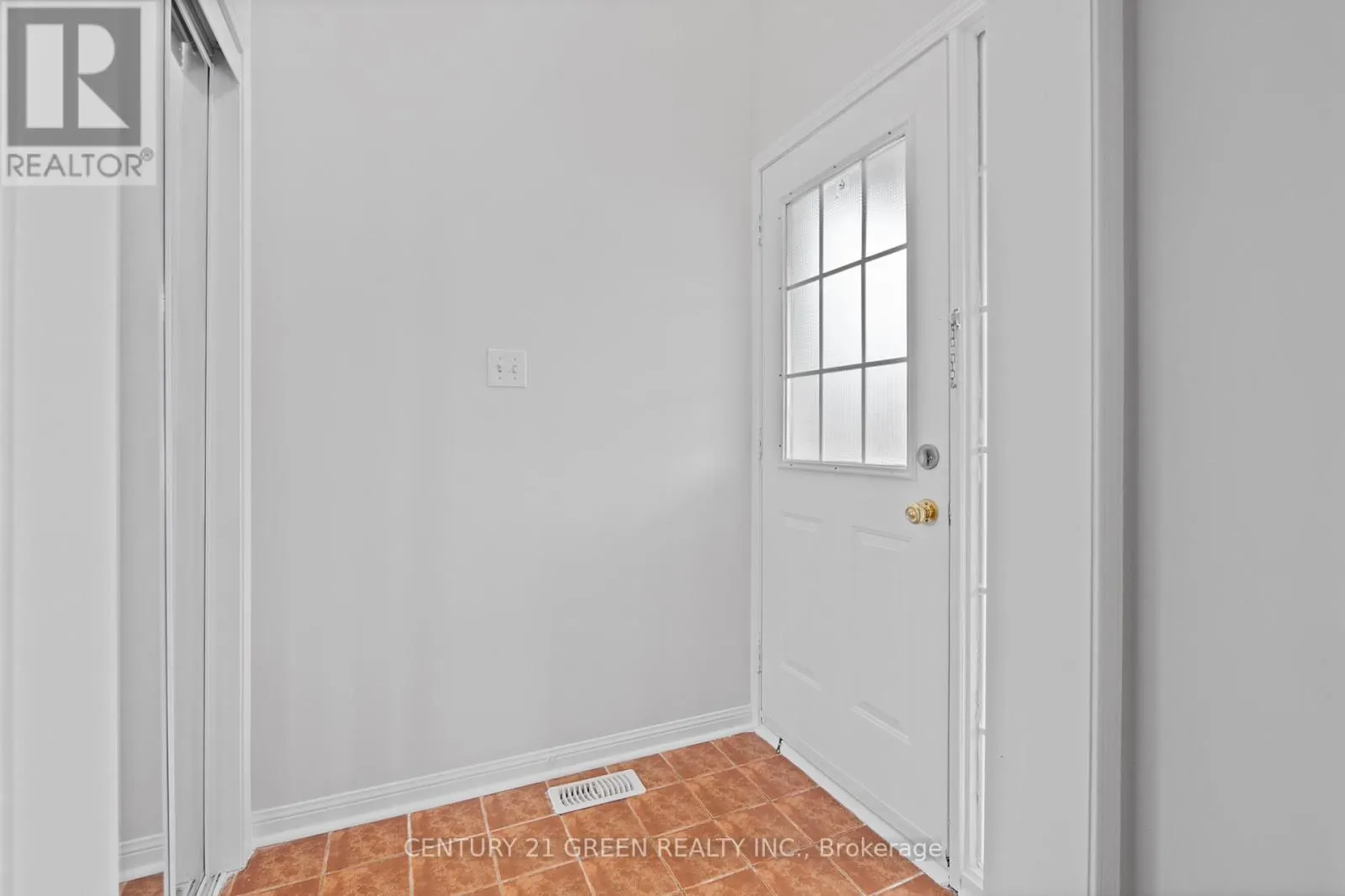 9 MORTIMER DRIVE