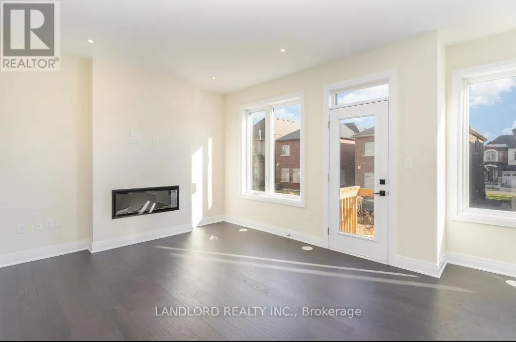 102 SETTLERS ROAD E
