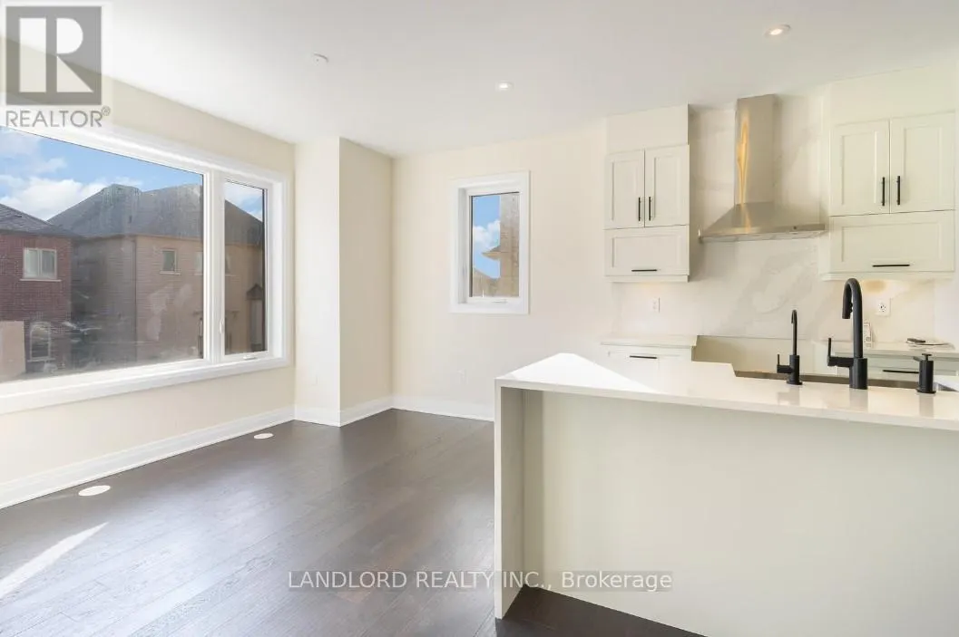 102 SETTLERS ROAD E