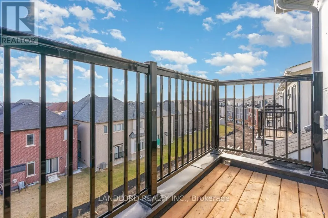 102 SETTLERS ROAD E
