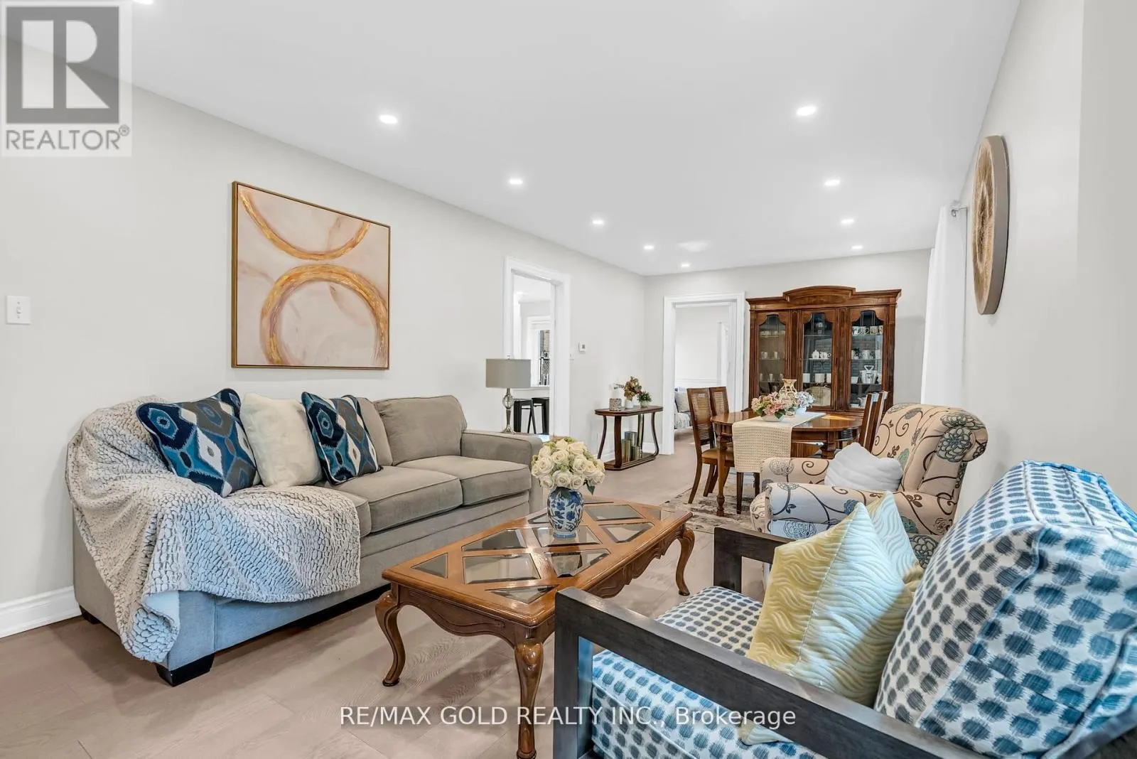 2901 GARDENVIEW CRESCENT
