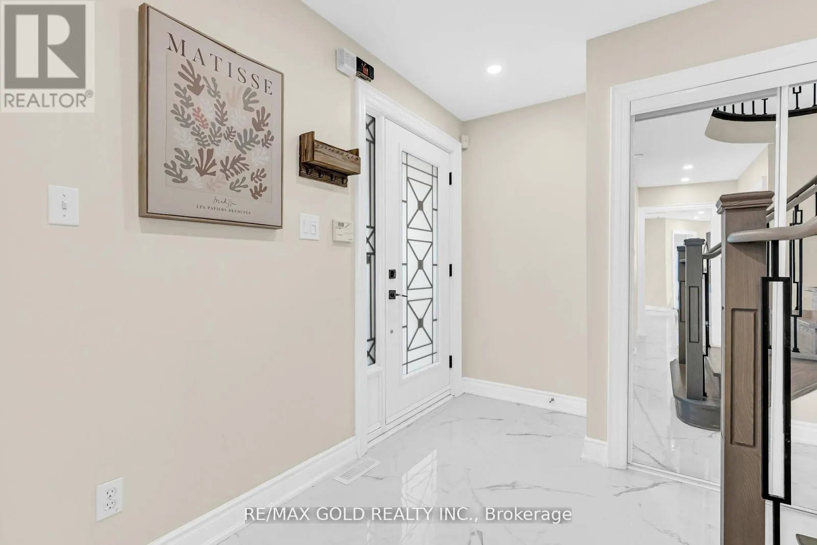 2901 GARDENVIEW CRESCENT