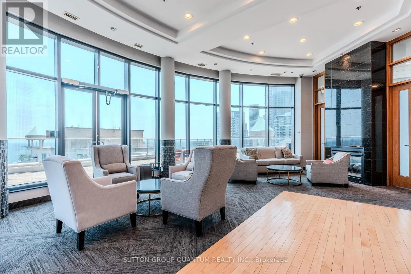 706 - 2087 LAKE SHORE BOULEVARD W