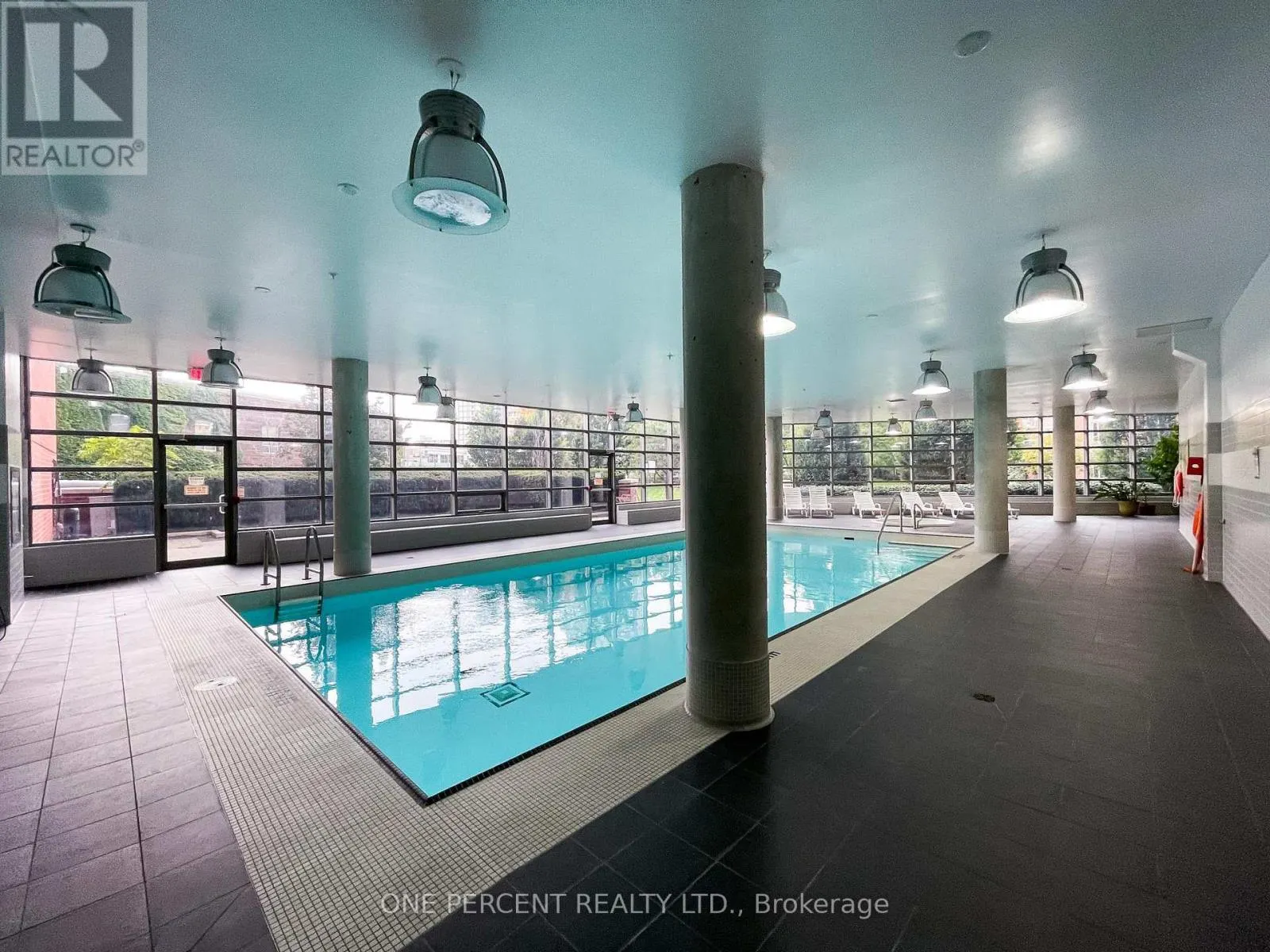 723 - 38 JOE SHUSTER WAY