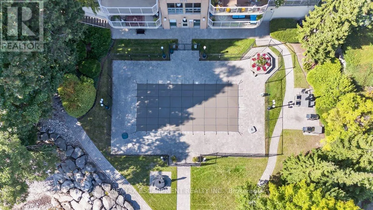203 - 2210 LAKESHORE ROAD