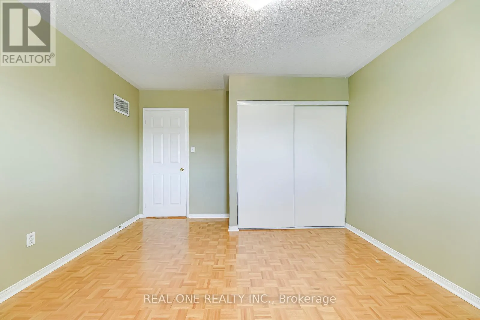 3857 RIDGEPOINT WAY