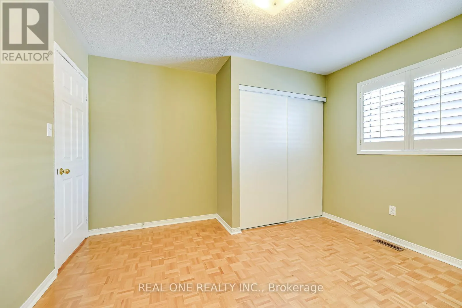 3857 RIDGEPOINT WAY