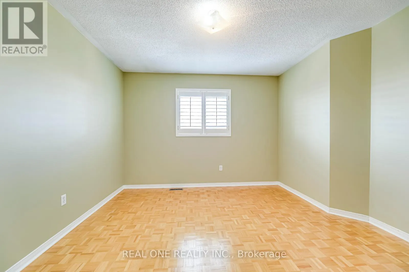 3857 RIDGEPOINT WAY