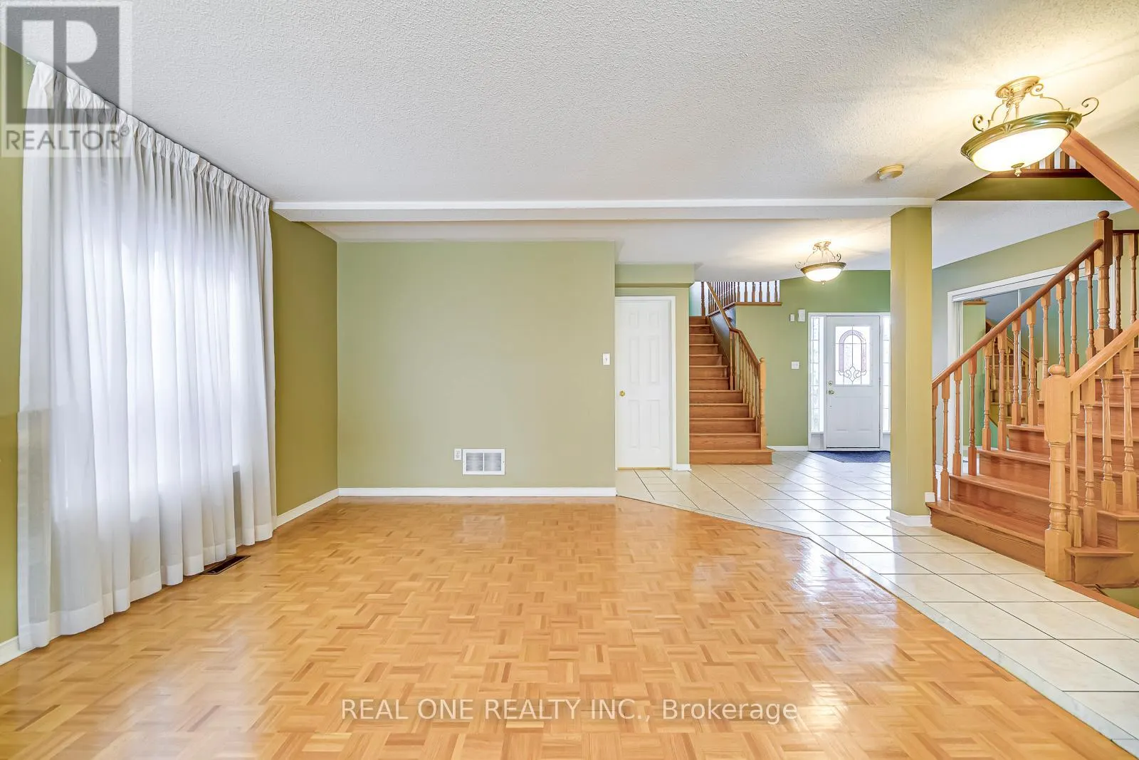 3857 RIDGEPOINT WAY