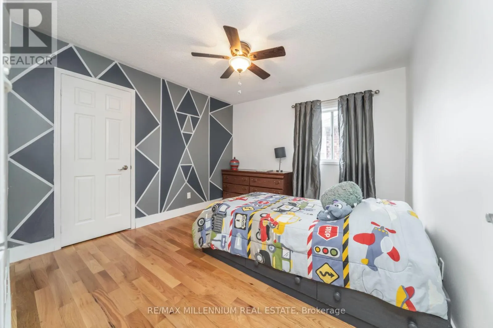 6881 FOREST PARK DRIVE