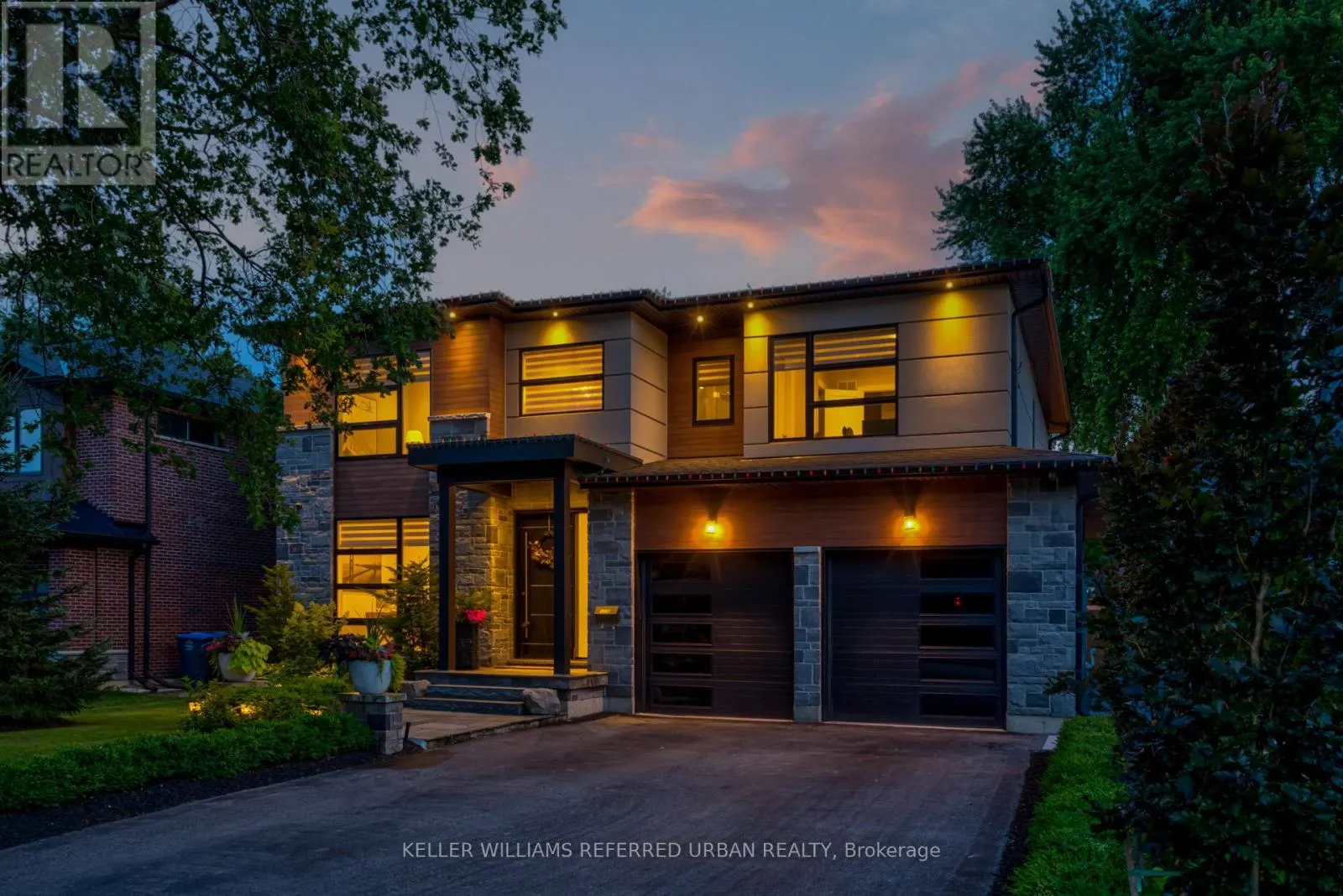1376 APPLEWOOD ROAD