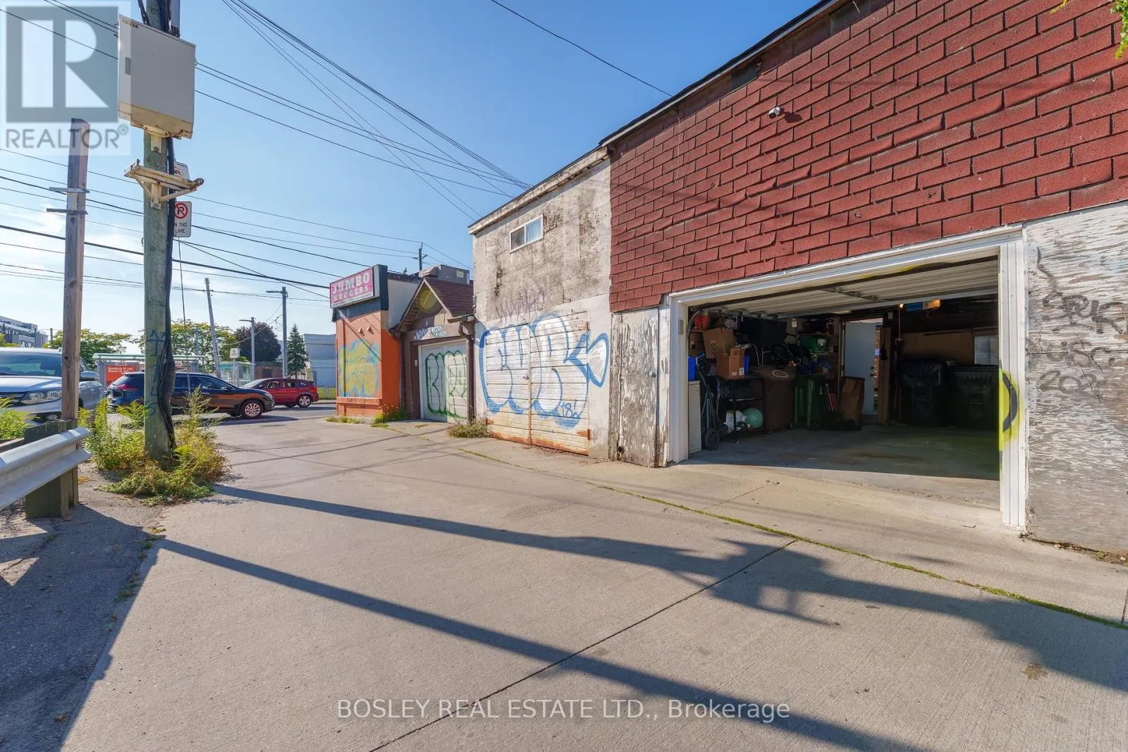 299 MARIA STREET