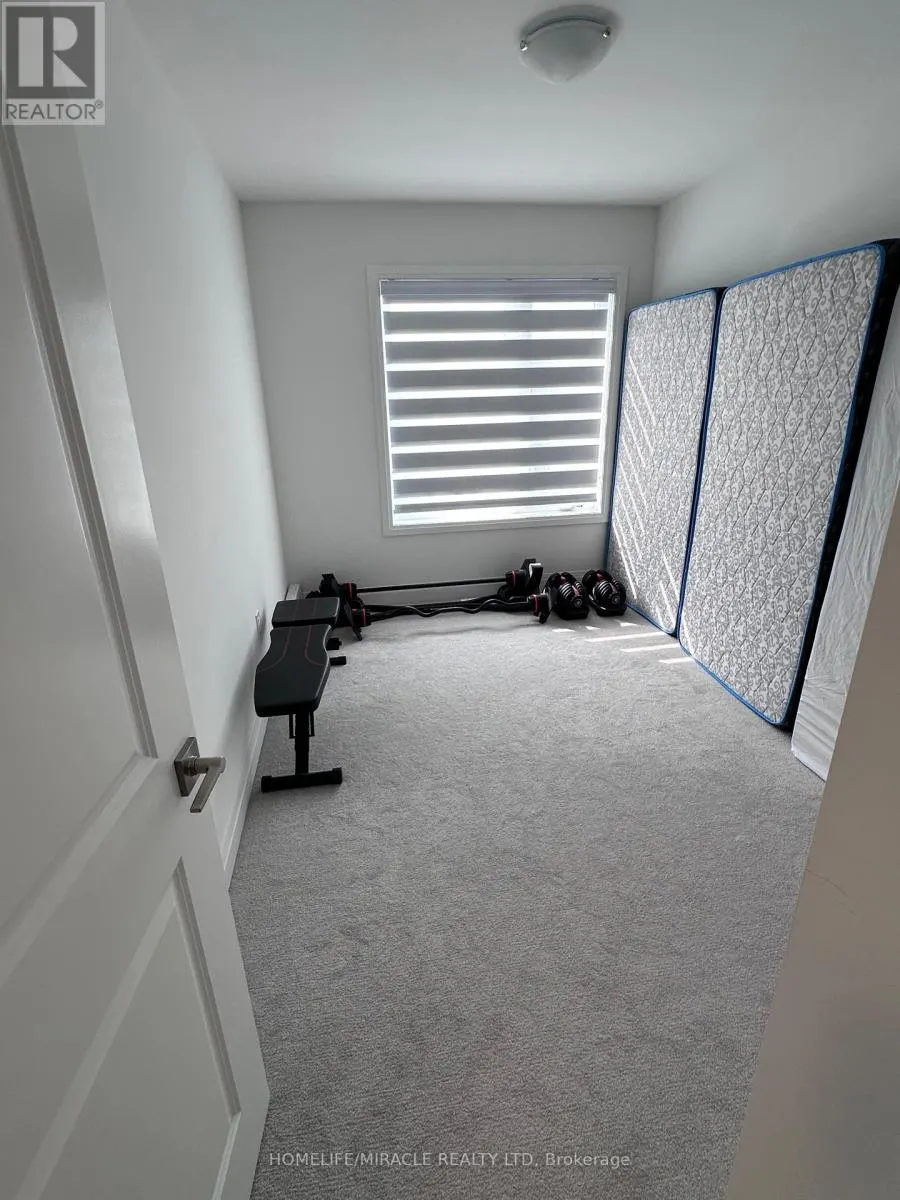 9 BRIAR COURT