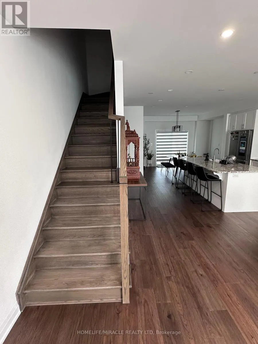 9 BRIAR COURT