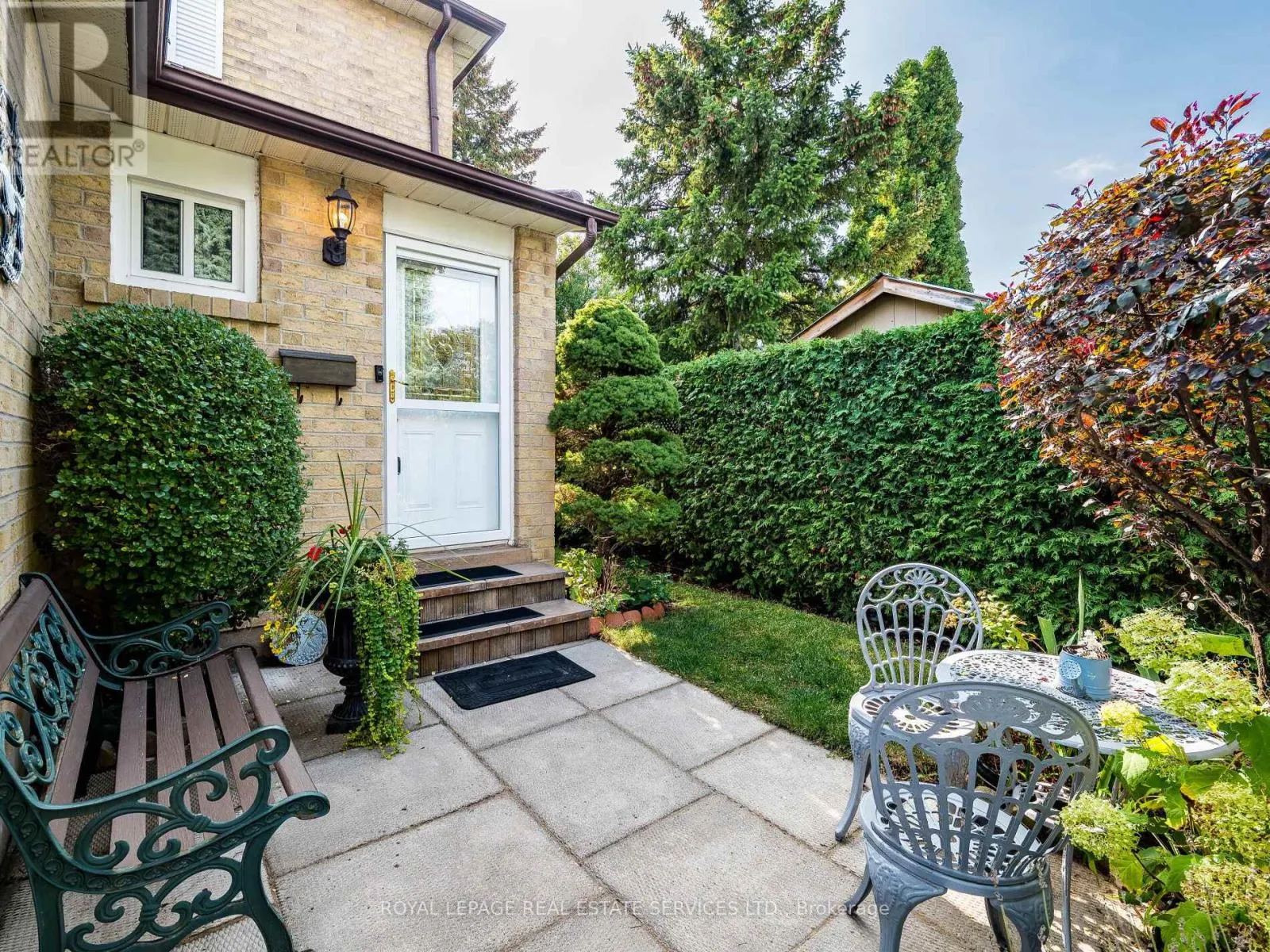 77 MARTINDALE CRESCENT