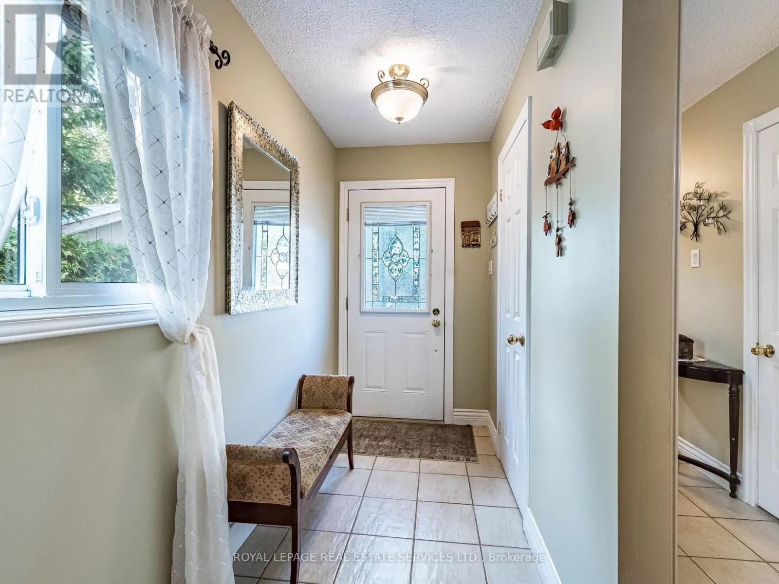 77 MARTINDALE CRESCENT