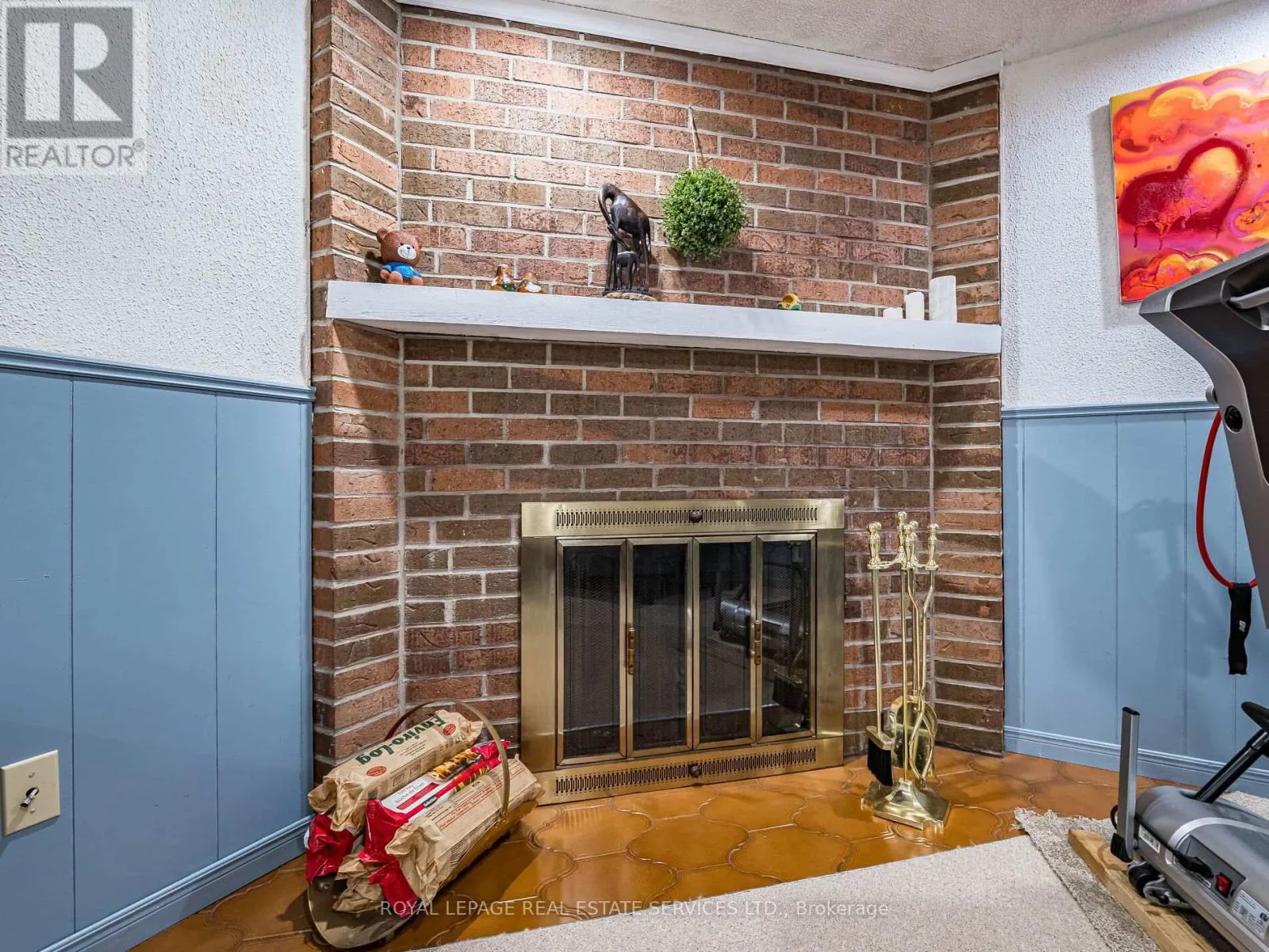 77 MARTINDALE CRESCENT