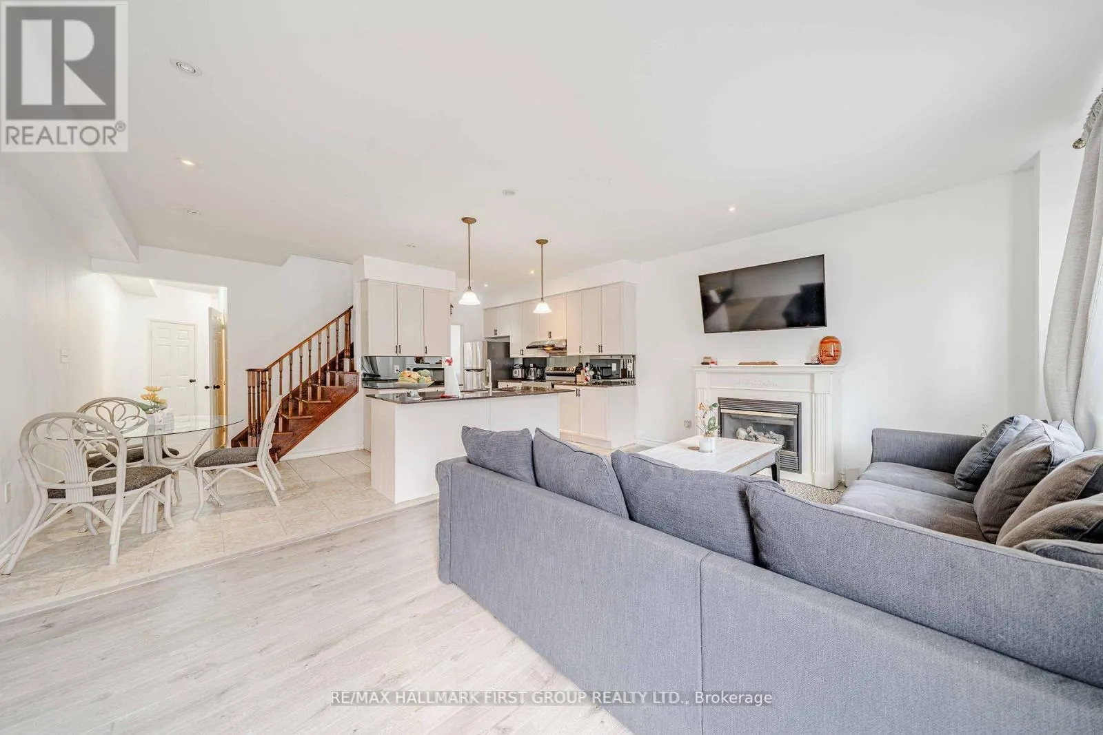19 KIDD TERRACE