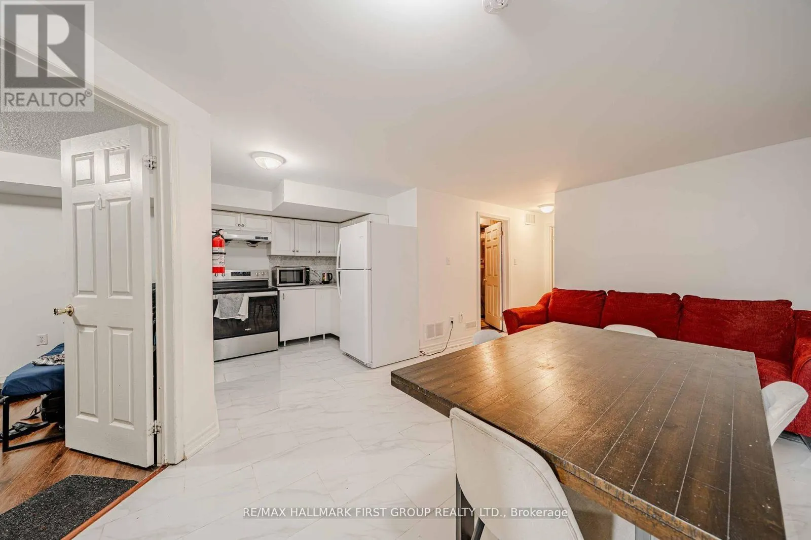 19 KIDD TERRACE