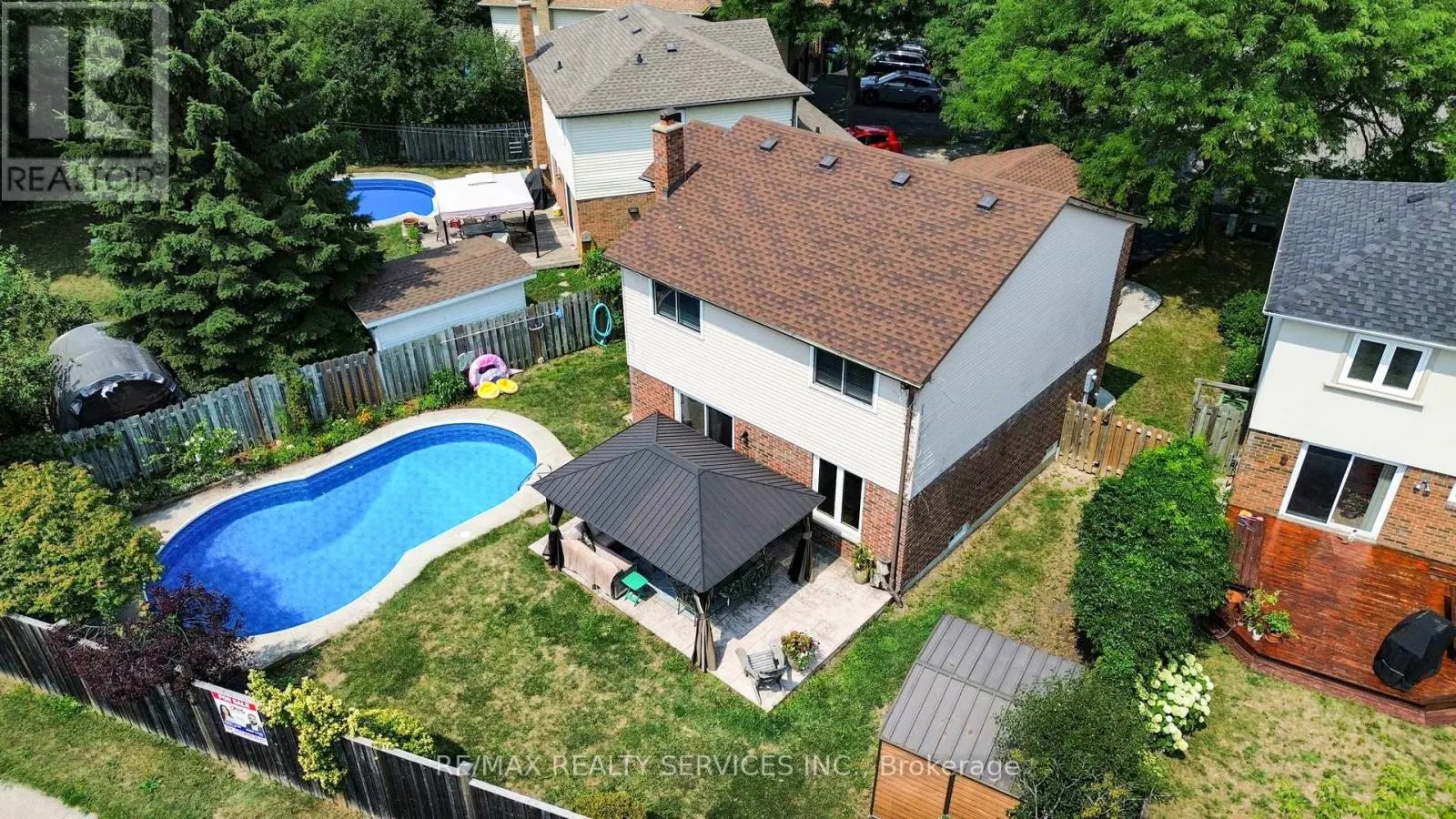 14 MYNA COURT