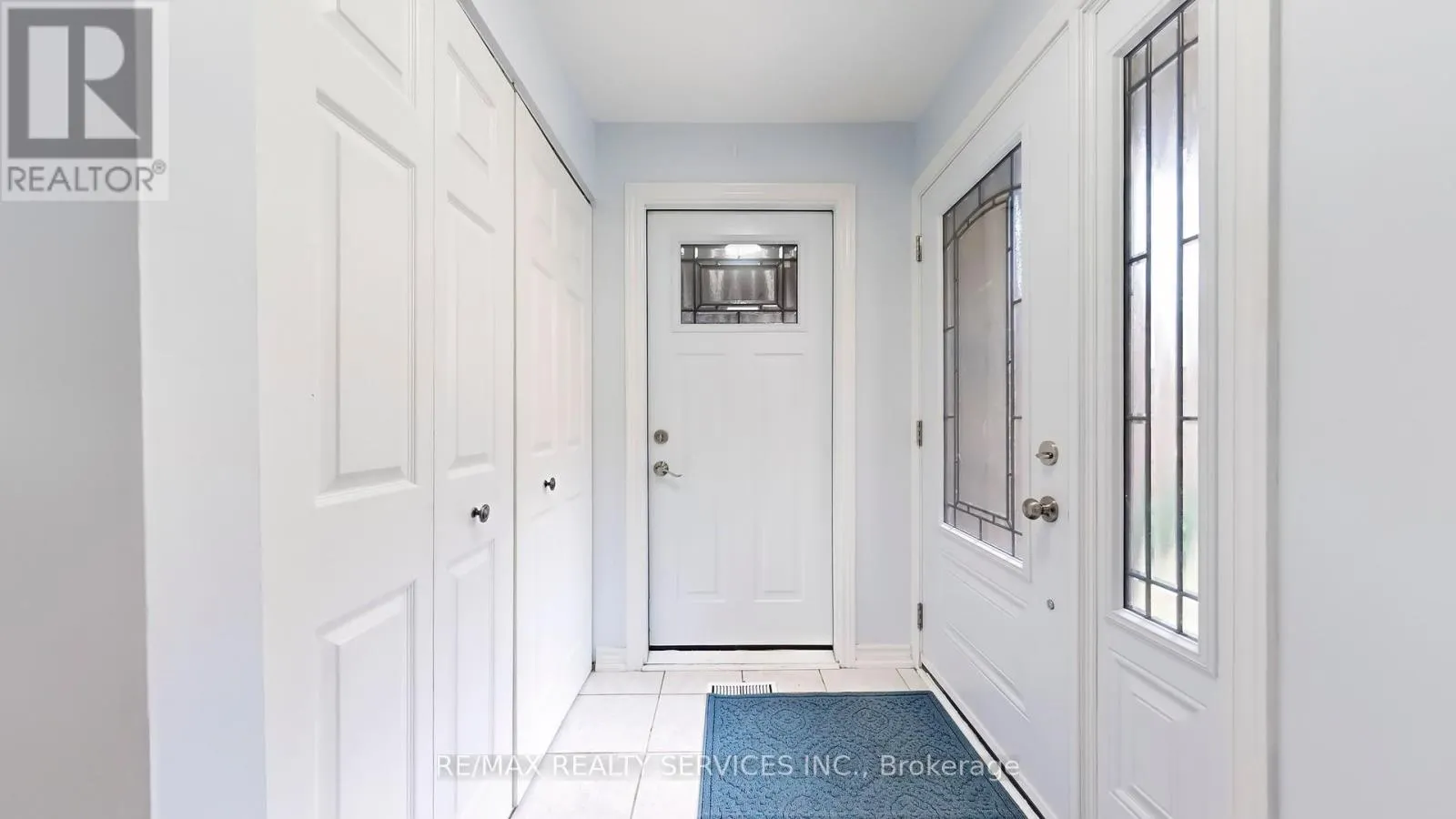 14 MYNA COURT