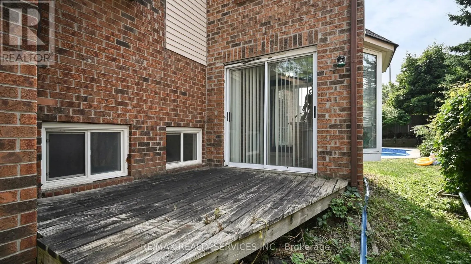 14 MYNA COURT