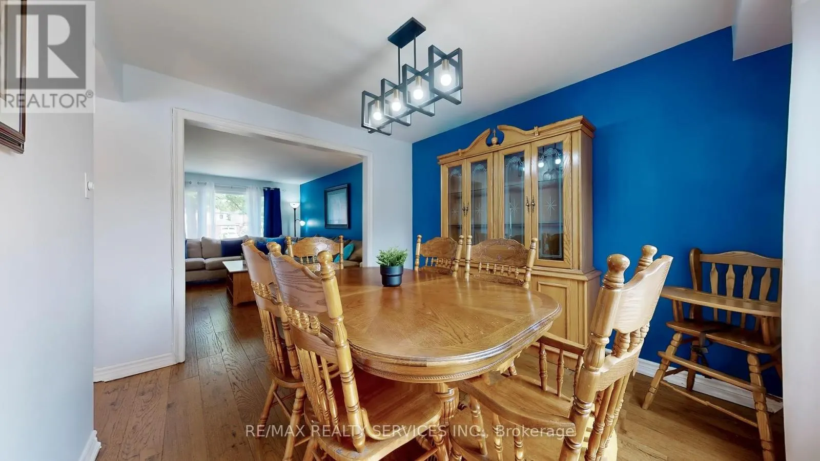 14 MYNA COURT