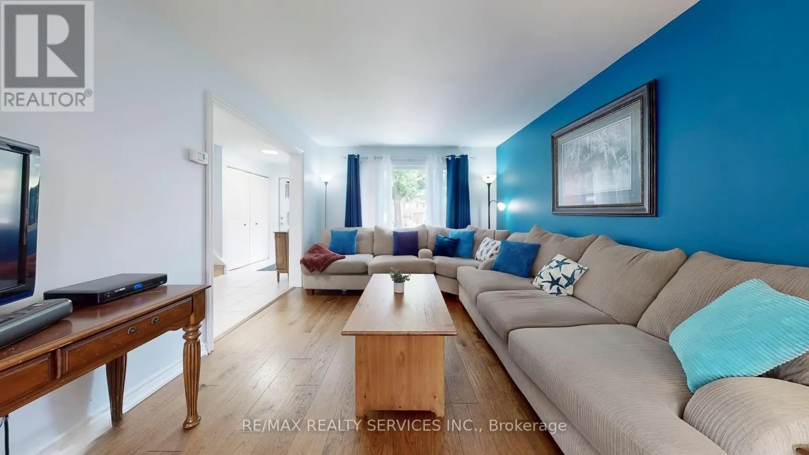 14 MYNA COURT