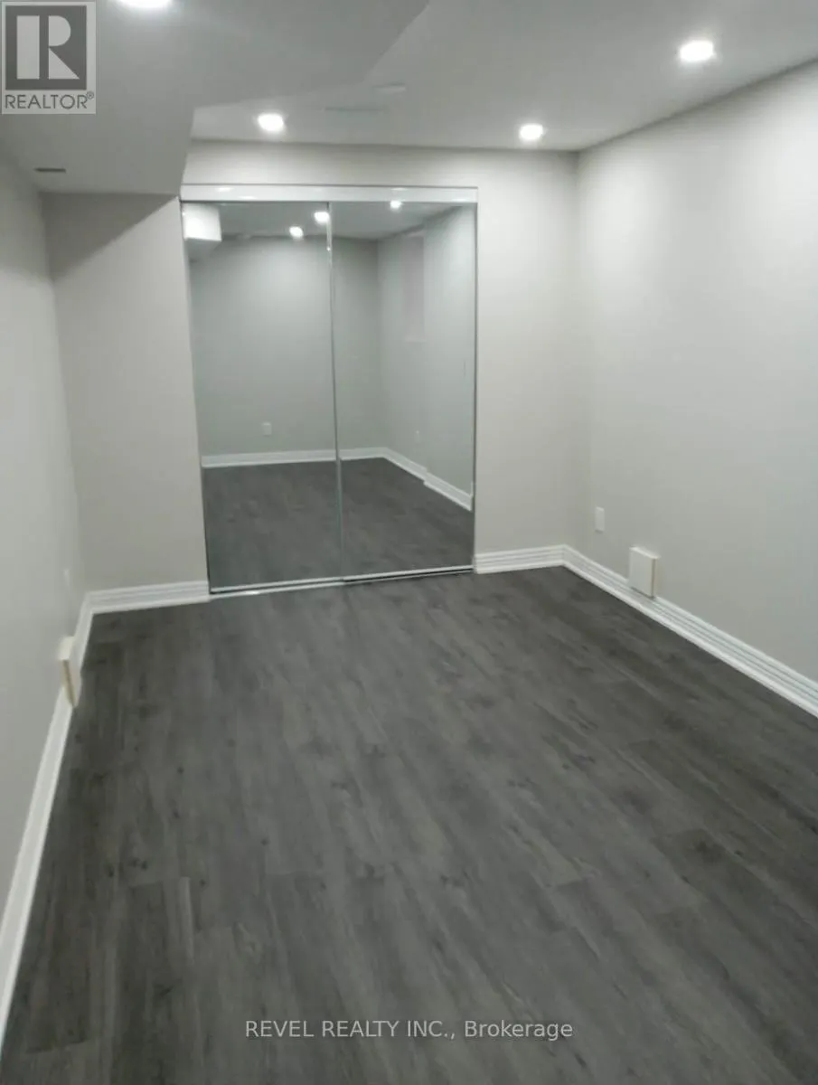 BASEMENT - 72 TWISTLETON STREET