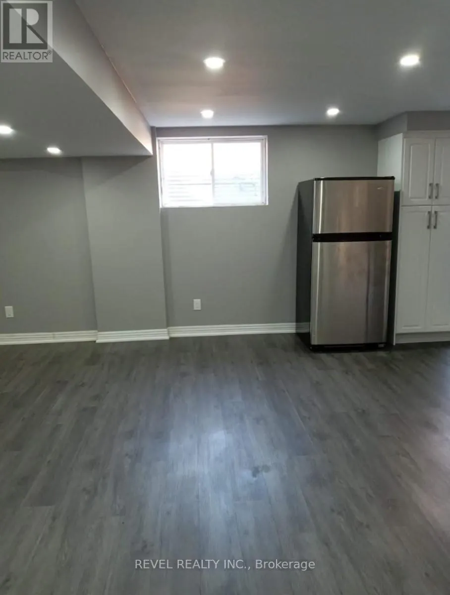 BASEMENT - 72 TWISTLETON STREET