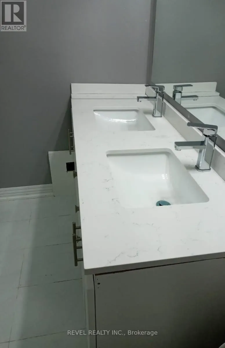 BASEMENT - 72 TWISTLETON STREET