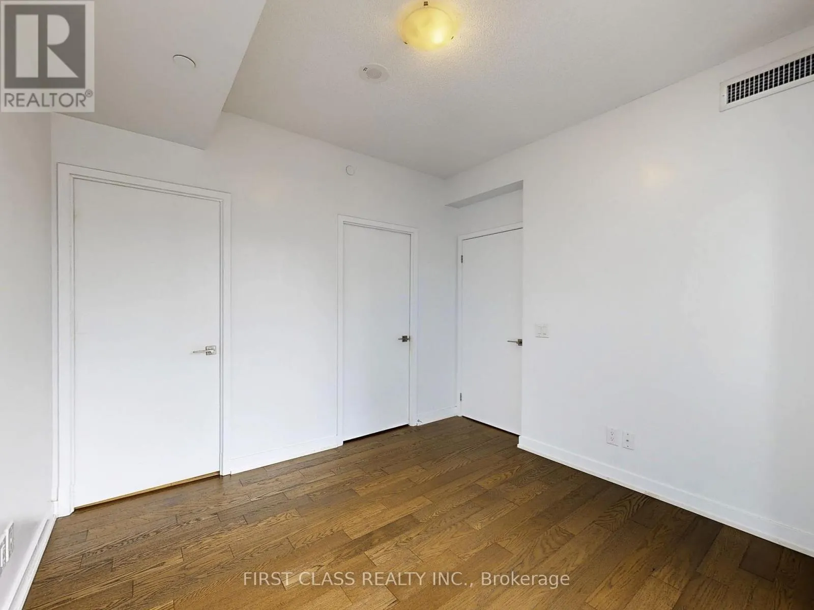 1802 - 4011 BRICKSTONE MEWS