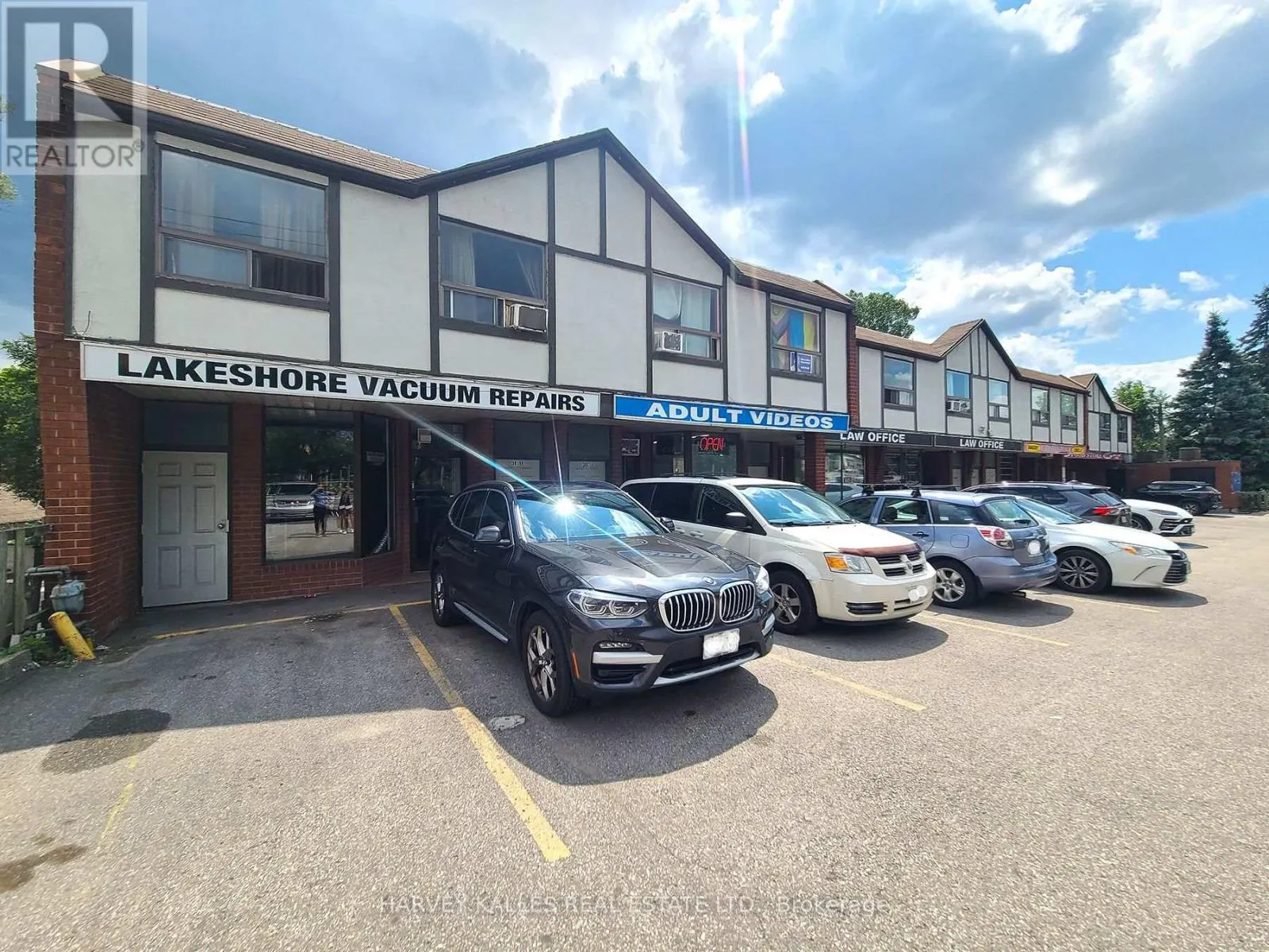 RETAIL - 3819 LAKE SHORE BOULEVARD W