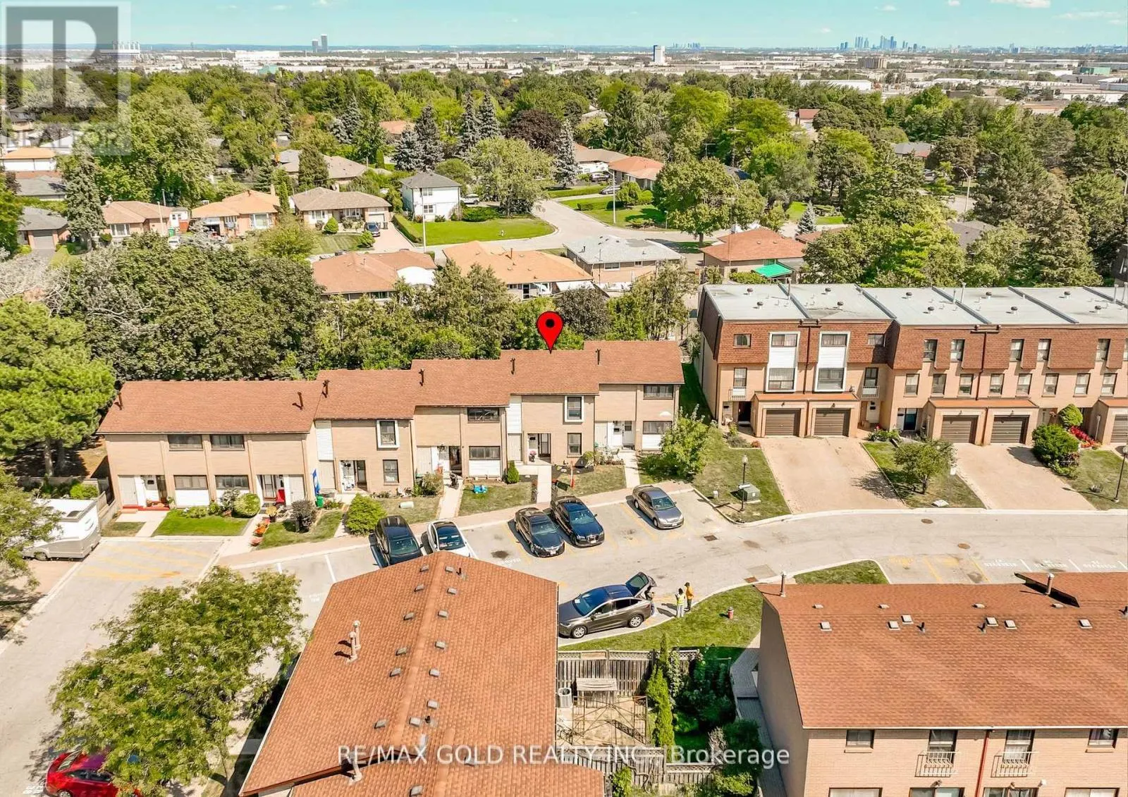 61 - 46 DEARBOURNE BOULEVARD
